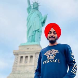 Meet your Posher, Guri deol